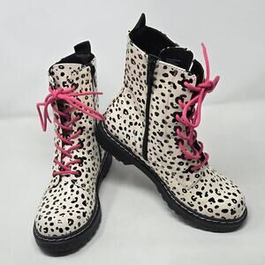 Betsey Johnson Black and white leopard print boots size 8